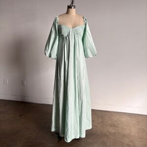 NWOT BCBGMaxAzria Corset Style Long Puff Sleeve Gown Sz 4